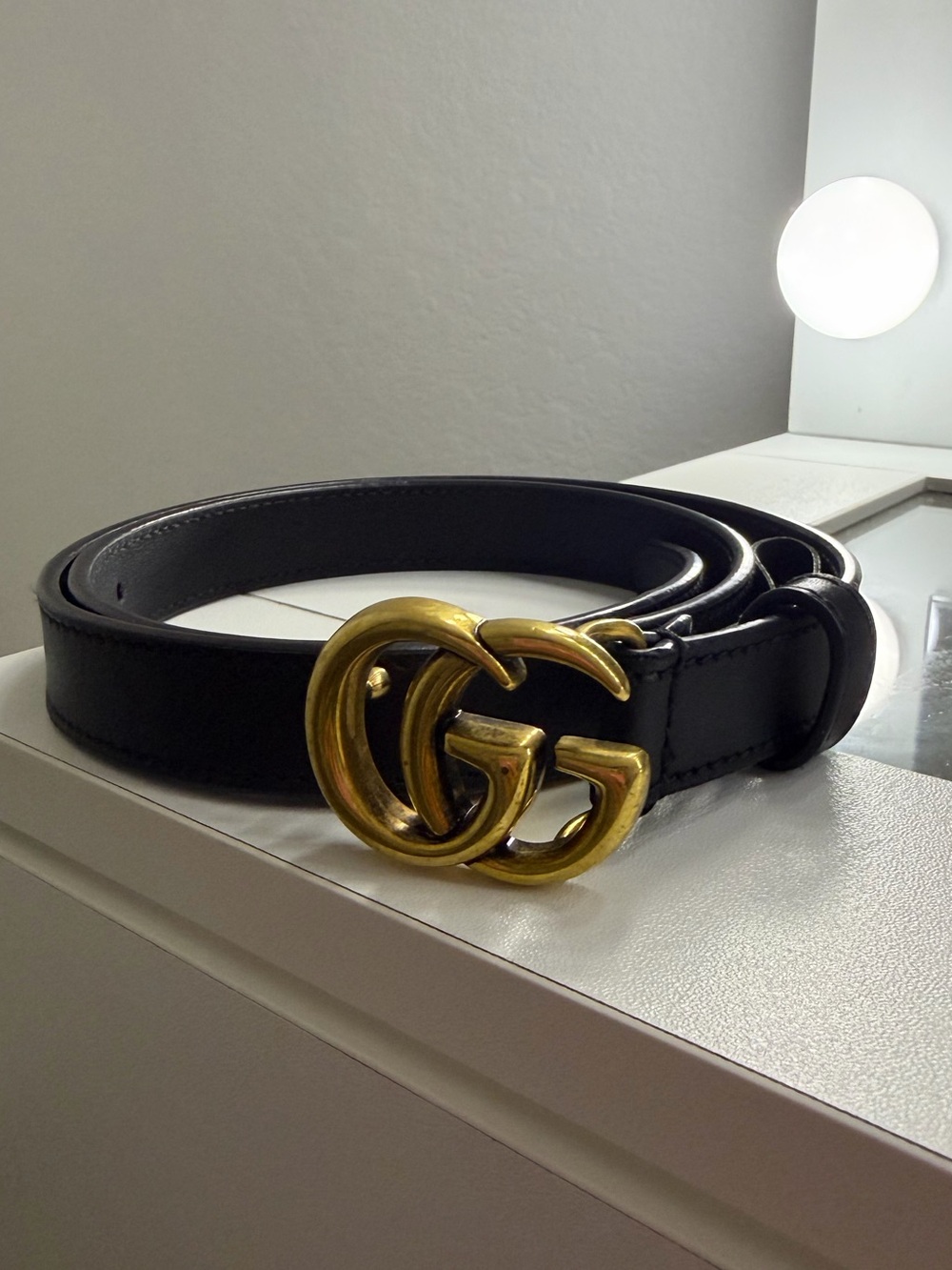 Gucci Black Leather Belt with Gold Double G Buckle - Picture 4 of 5